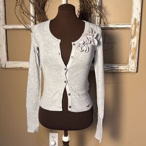 Vintage Y2K Hollister cardigan sweater womens size small gray 3D flowers Bella s
